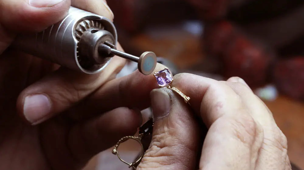 The Art of Crafting Fine Jewelry: Ensuring Stones Stay Secure and the Precision of Diamond Cutting
