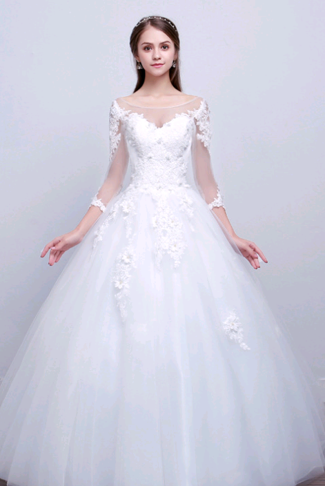 Elegant Slim-fit Wedding Dress with New Shoulder Design