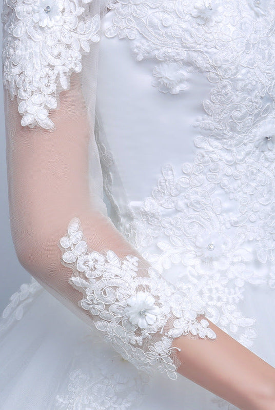 Elegant Slim-fit Wedding Dress with New Shoulder Design