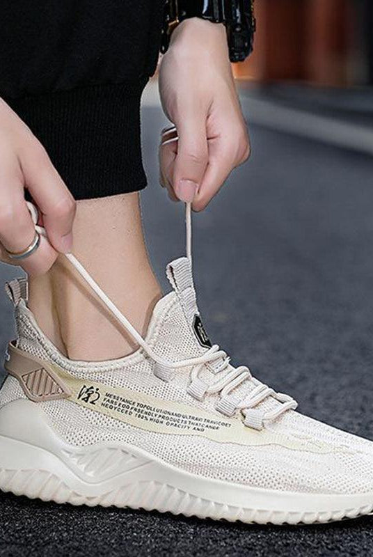 Men Sneakers Lightweight Breathable Walking Shoes Men