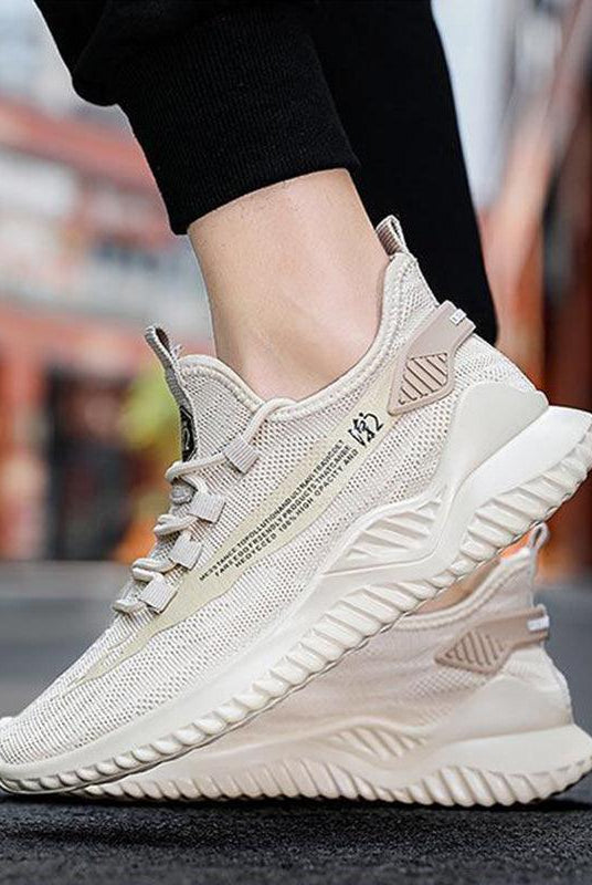 Men Sneakers Lightweight Breathable Walking Shoes Men