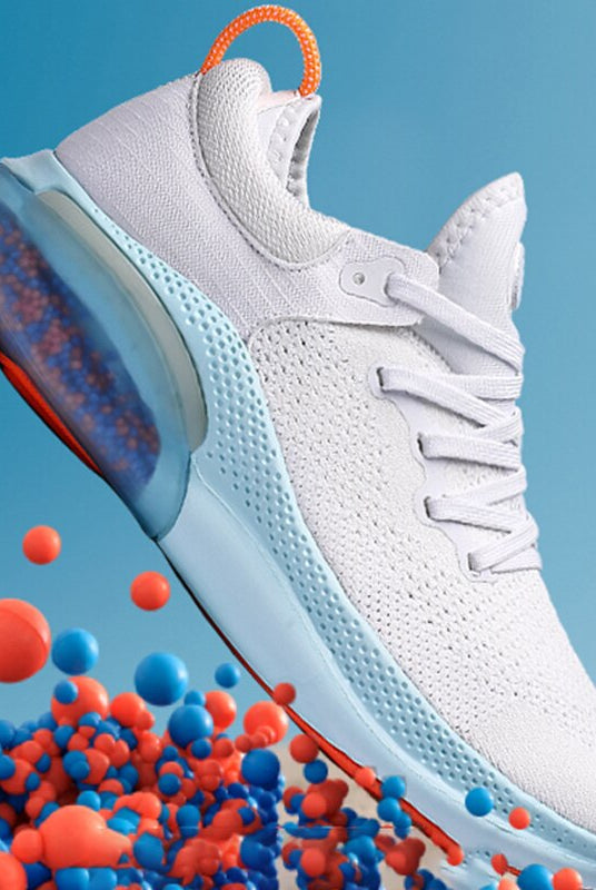 Men's breathable sneakers