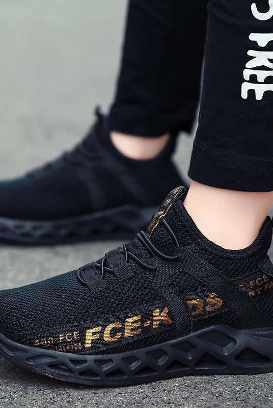 Mesh breathable sneakers