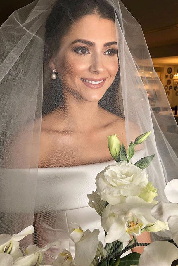 Simple A Line Wedding Dresses Satin Off The Shoulder Wedding Bridal Gowns Sweep Train Casual Dresses Zipper With Buttons Back