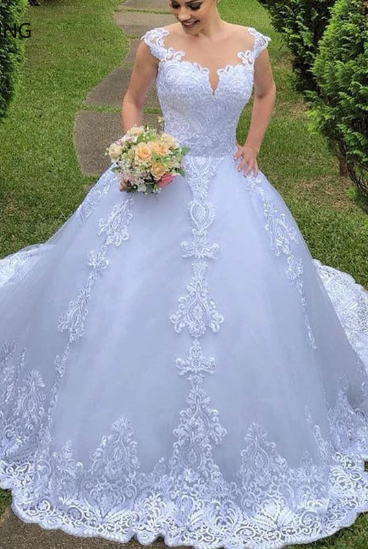 Vintage Lace White Wedding Dress