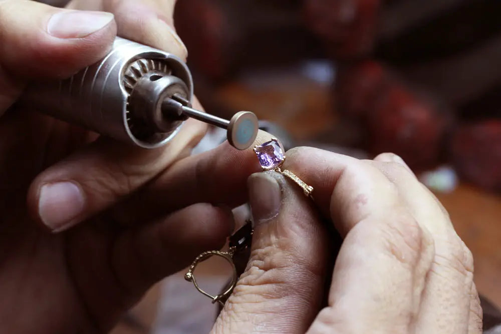 The Art of Crafting Fine Jewelry: Ensuring Stones Stay Secure and the Precision of Diamond Cutting