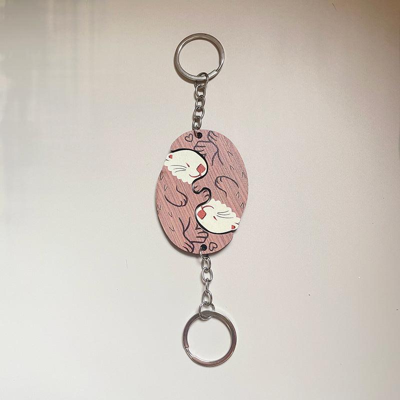 Add a touch of creativity to your accessories with our Simulation Wooden Couple Otter Keychain, a charming and unique accessory.