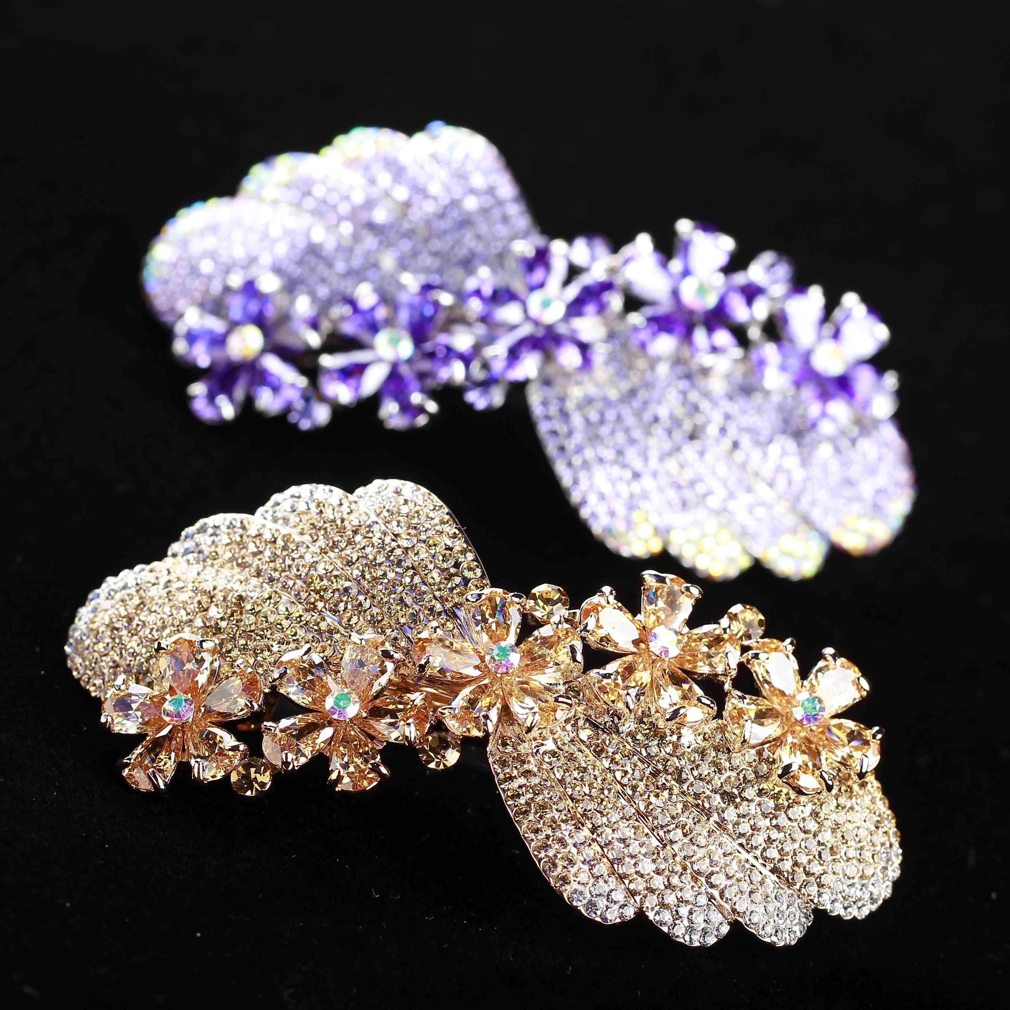 Add a touch of glamour to your hairstyle with our Fashion Rhinestone Bow Hairpin Jewelry.