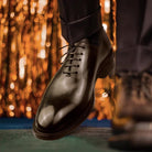 Crafted Excellence: Handmade Leather Shoes for the Discerning Gentleman's Business Attire.