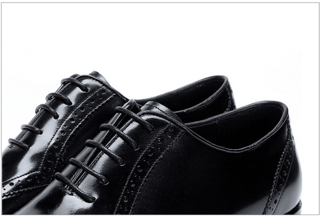 Distinguished Footwear: Elevate Your Professional Look with Business Formal Leather Shoes.