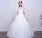 Elegant Slim-fit Wedding Dress with New Shoulder Design