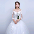 Elegant Slim-fit Wedding Dress with New Shoulder Design