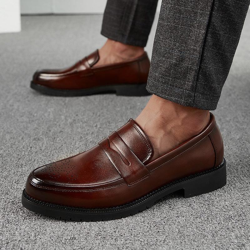 Elevate Your Wardrobe: Formal Leather Shoes for Discerning Businessmen.