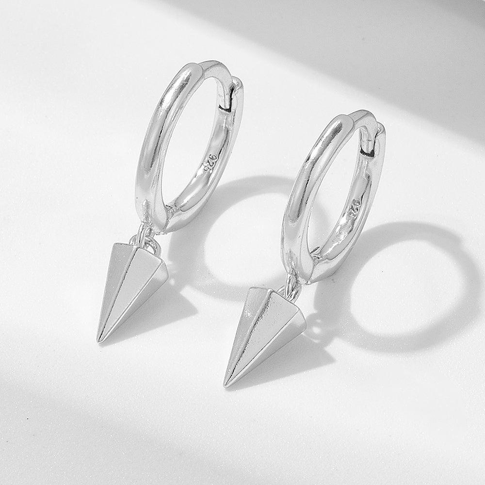 Elevate your style with these IG-style geometric earrings crafted from sterling silver, featuring lavish 18k gold plating and a touch of brilliance from rhodium.