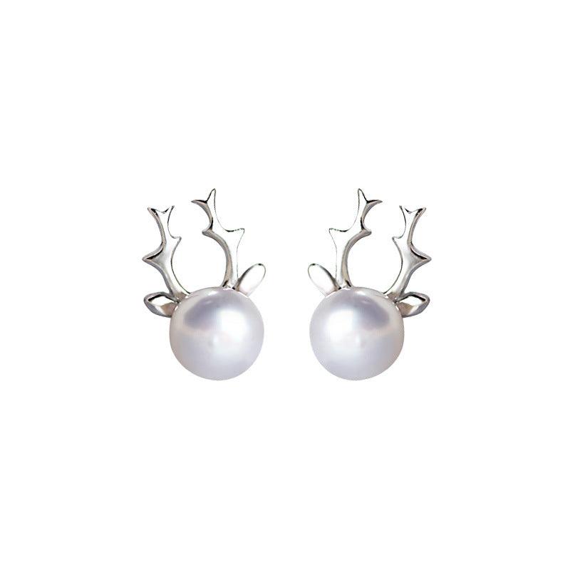 Enhance your elegance with our S925 silver pearl earrings, a refined jewelry choice for a touch of sophistication.