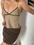 Exclusive linen lace-up vest with a chest-wrapped design and backless style.