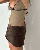 Exclusive linen lace-up vest with a chest-wrapped design and backless style.