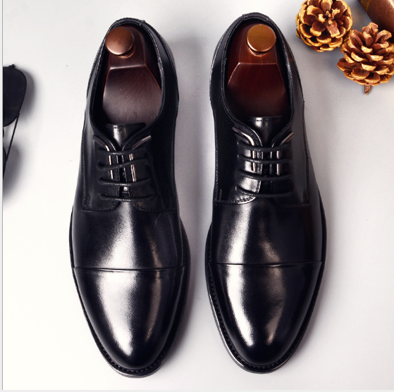 Experience Unparalleled Luxury: Exquisite Men's Business Leather Dress Shoes, Crafted for Discerning Gentlemen.