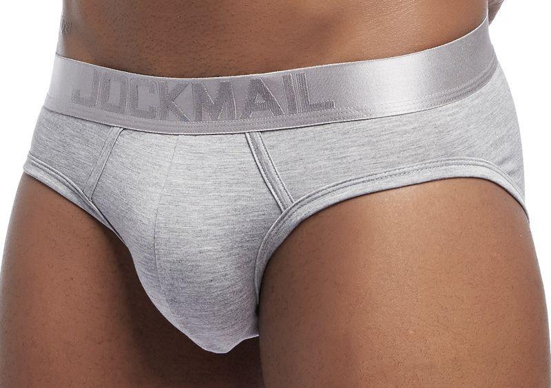 Experience ultimate comfort and breathability with our Men's Underwear Triangle Underwear.