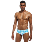 Men's printed cotton underwear: Combining style with comfort for a sexy and cozy fit.