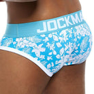 Men's printed cotton underwear: Combining style with comfort for a sexy and cozy fit.