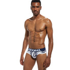 Men's printed cotton underwear: Combining style with comfort for a sexy and cozy fit.