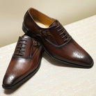 Refined Versatility: Elevate Your Look with Oxford Shoes, Ideal for both Formal Affairs and Effortless Elegance.