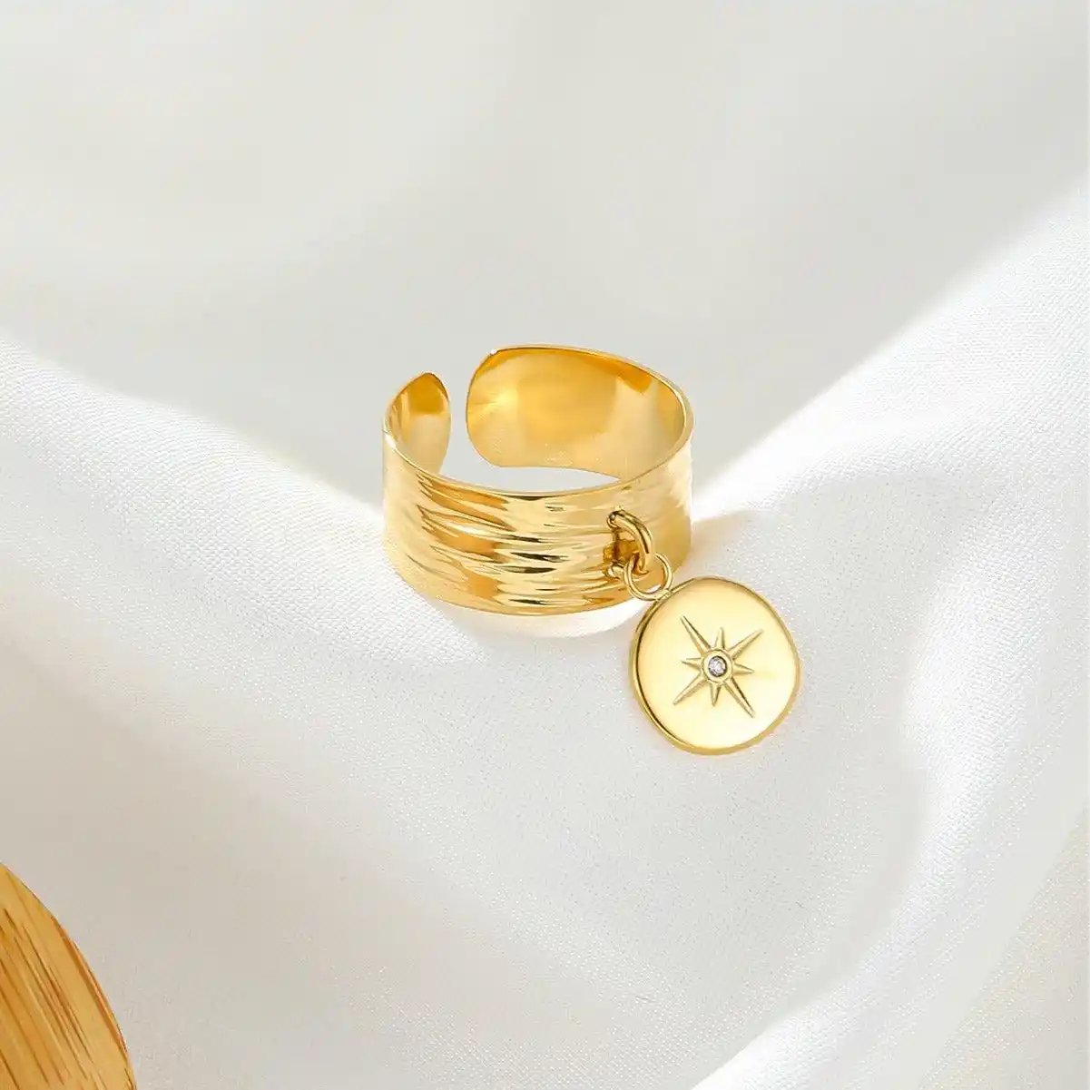 Six-pointed Star Inlaid Zircon Opening Adjustable Stainless Steel Gold-plated Ring