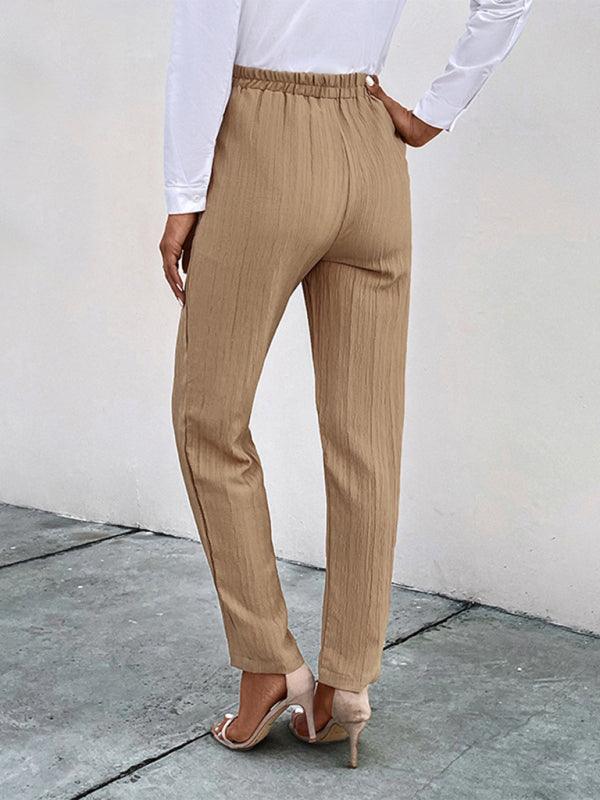 Stay comfortable and stylish with our Casual Elastic Waist Pleated Women's Pants, perfect for a relaxed and chic look.