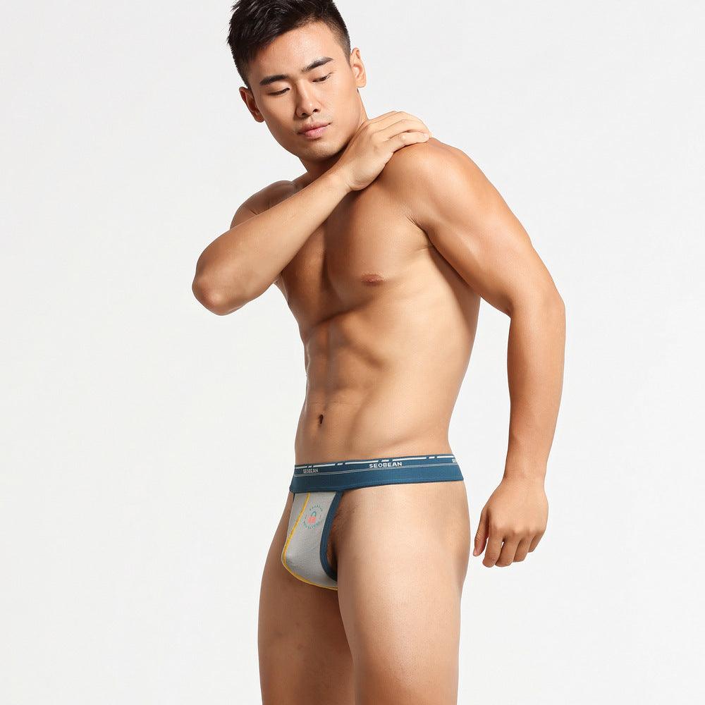 These youth briefs are designed for both comfort and breathability, making them perfect for active individuals.