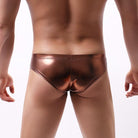 This hot stamped underwear is made from ice silk material, providing a cooling and comfortable wear experience.