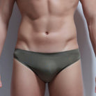 This seamless underwear for men is made with ice silk material, providing ultimate comfort and breathability.