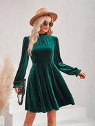 Turtleneck velvet solid color waist dress